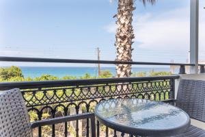 Bel Momento - Family Room