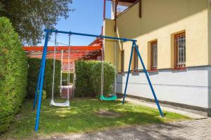 Apartments Balatonmariafürdo 19512