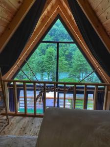 Elmti Suit Bungalov