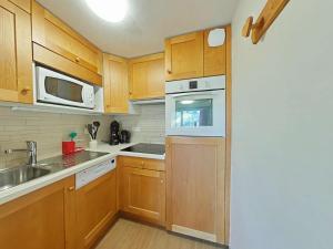 Appartement ensoleillé 3 pièces - 6 pers avec cheminée au Grand Bornand, proche des pistes - FR-1-241-117