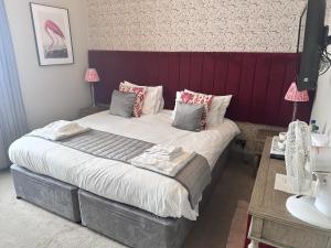 The Ancient Gatehouse & Rugantino Restaurant