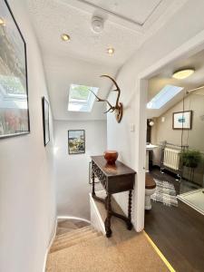 Modern Vintage Bliss near Calton Hill