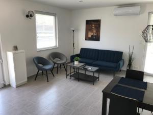 Jókai Apartmanház Balatonszárszó