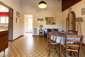 Maisons de vacances MAISON CRI-CRI a Ares : photos des chambres