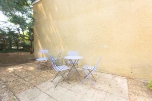 Maisons de vacances MAISON CRI-CRI a Ares : Maison 2 Chambres