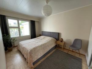 Gem of Vuosaari - private sauna, free parking and WiFi, walking distance from metro