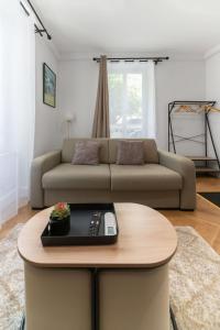Appartements Chez Juliette Triangle d-Or - Rez de Chaussee : photos des chambres
