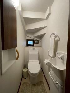 河口湖駅徒歩10分 ベルショッピングセンター徒歩6分 大型4ldk屋根裏付き 全室空調