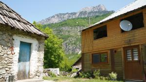 Motina River Guesthouse