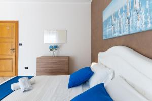 Vivere Pescara Penthouse Sea View, 2 Suites, 2 Baths, Central