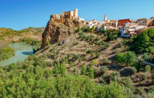 6 Bedroom Cozy Home In Cofrentes - Ebv244