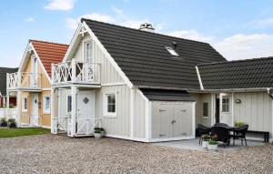 Stunning Home In Brenderup Fyn - G51849