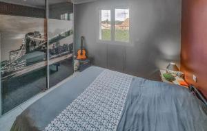 Maisons de vacances Nice Home In Cessenon Sur Orb - Flh677 : photos des chambres