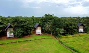 Farm Villa By Heritage