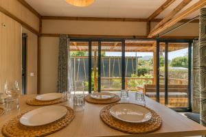 Campings Camping L-imprevu : photos des chambres