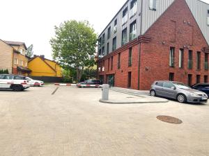 Raudonų plytų namai