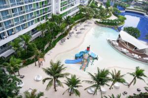 Azure Staycation Near Airport