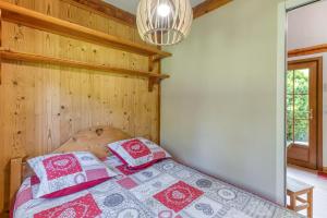 Campings Camping L-imprevu : photos des chambres