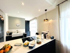 Villas Maison 5 pieces 6 personnes, plage et port de Larmor a proximite - wifi - YSATIS : photos des chambres