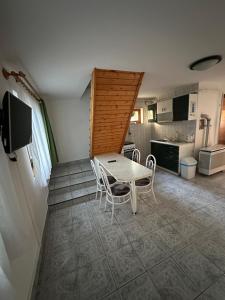 Hátsó Udvar Kuckó