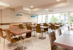 Hotels B&B HOTEL Saint Jean de Luz : photos des chambres