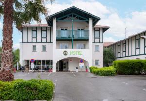 Hotels B&B HOTEL Saint Jean de Luz : photos des chambres