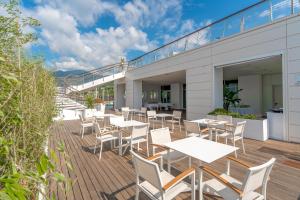 albergo yacht club marina di loano