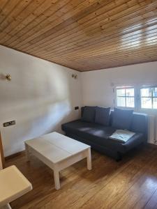 Apartamentos Pico Almanzor