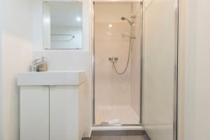 The Nest of Carrião Street