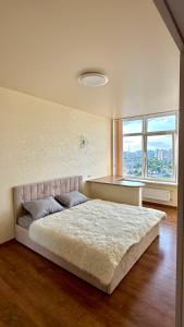 Апартаменти з видом на море та місто