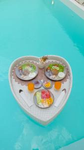 Honeymoon private pool villa - bohemian vibes