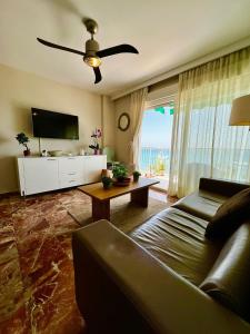 Apartment with Sea View & 3 Sunsets