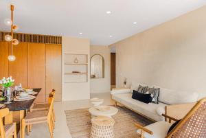 Panoramic 3BR PH Private Roof Gym Osmosis