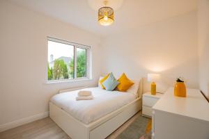 Modern & Spacious 3 Bed House