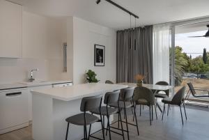 Phaedrus Living Travertine Residences 102