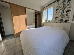 Villa 7 chambres, piscine et jardins privés, pas de voisins