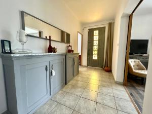 Maisons de vacances Villa 7 chambres, piscine et jardins prives, pas de voisins : photos des chambres