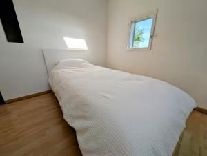 Maisons de vacances Villa 7 chambres, piscine et jardins prives, pas de voisins : photos des chambres