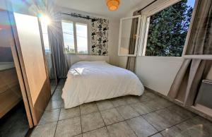 Maisons de vacances Villa 7 chambres, piscine et jardins prives, pas de voisins : photos des chambres