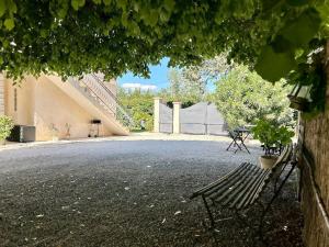 Maisons de vacances Villa 7 chambres, piscine et jardins prives, pas de voisins : photos des chambres