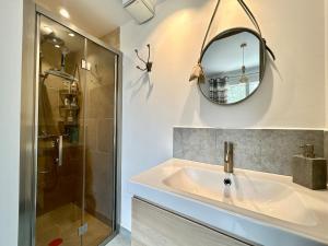 Maisons de vacances Villa 7 chambres, piscine et jardins prives, pas de voisins : photos des chambres