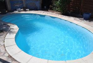 Villa avec piscine 12 personnes