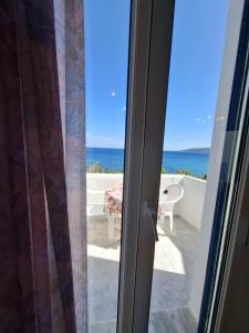 Emilianos Studios 105