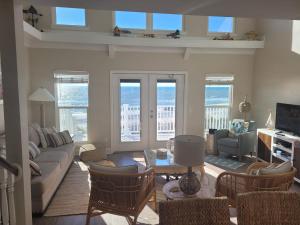 Argonauta - Coastal Joe Vacation Rentals