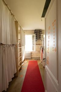 Auberges de jeunesse Les Chambres Des Joualles : photos des chambres