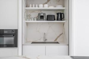 Blueground Cheongdam view nr Hangang Park SEL-34