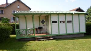 Campings Camping les Pinasses : photos des chambres