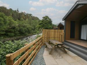 Lingy Luxury Family Pod