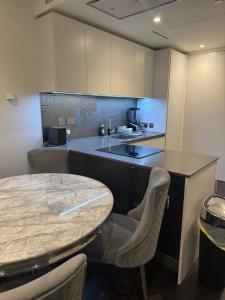 Stylish Luxury High Quality Apartment Zone 1