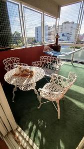 A bright and centrally located 2-room apartment